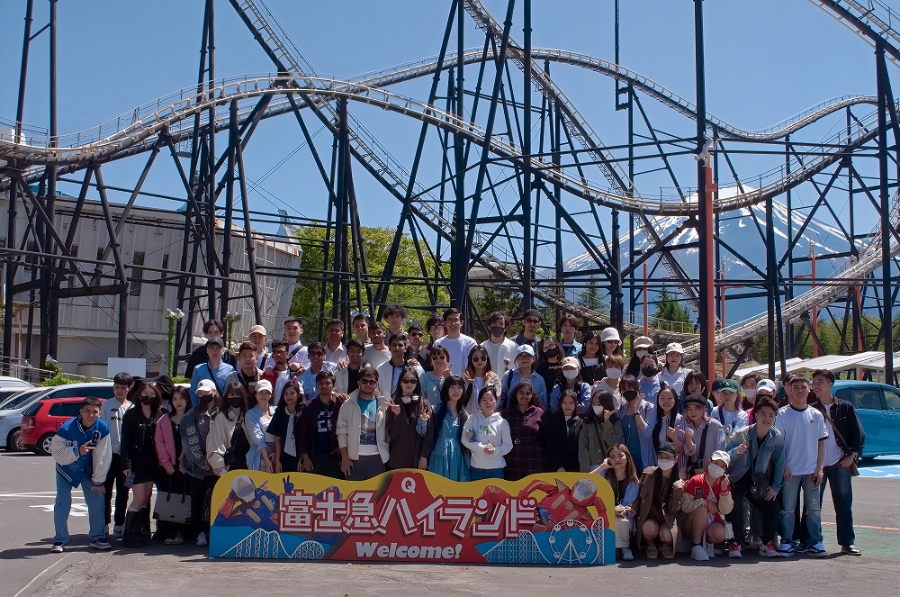 2024年５月に富士急ハイランドに行きました。I went to Fuji-Q Highland in May 2024.